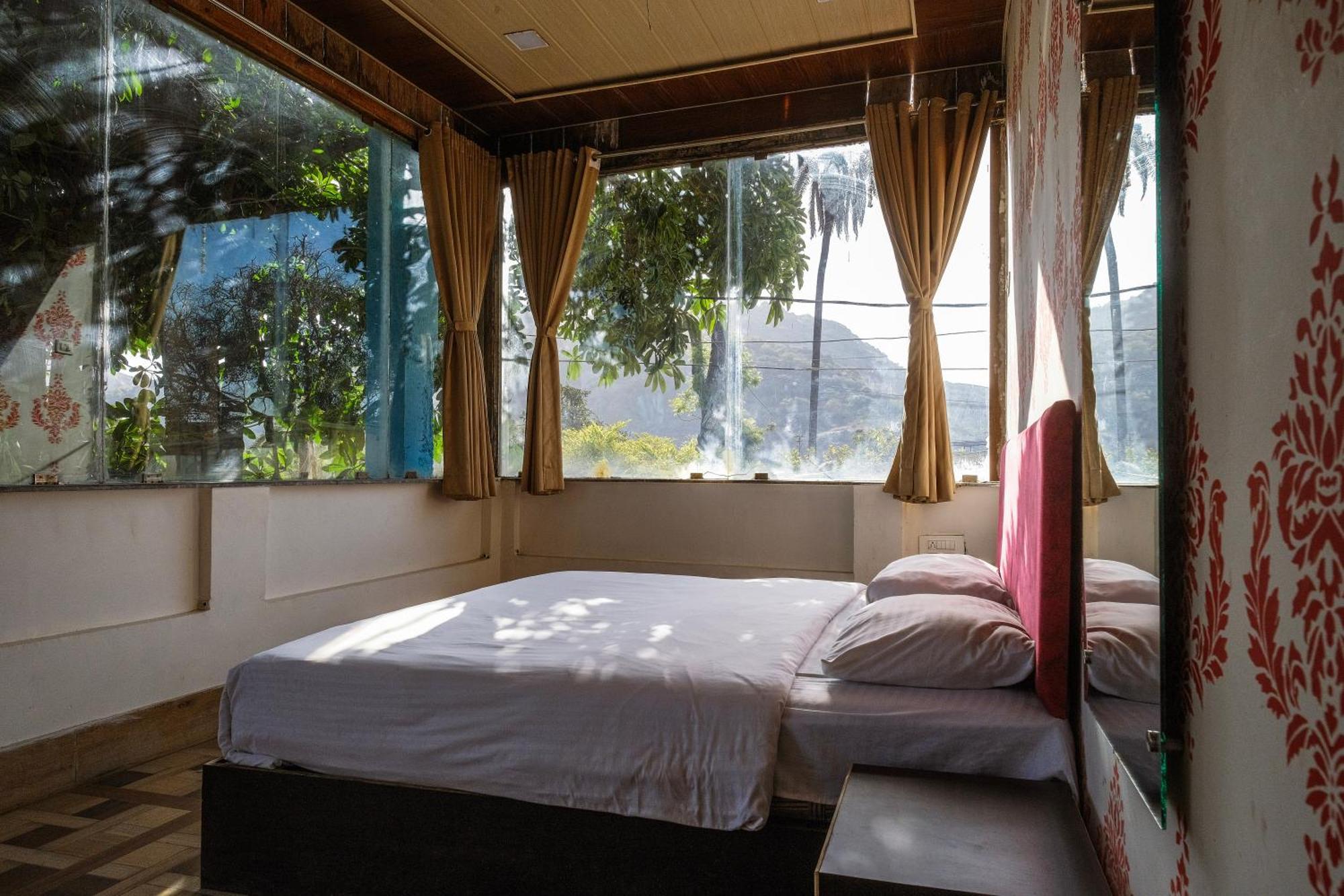 Rudraksha Inn Mount Abu Dış mekan fotoğraf